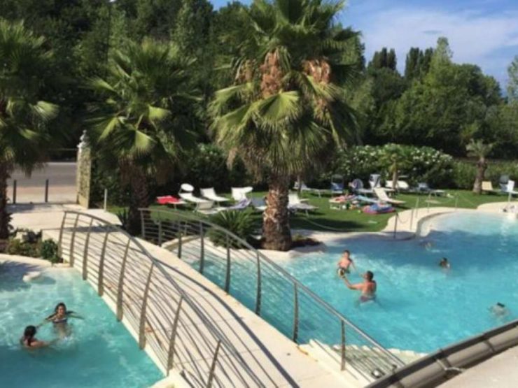 ESCLUSIVO residence con piscina ,ampio MONOLOCALE  a Desenzano Del Garda